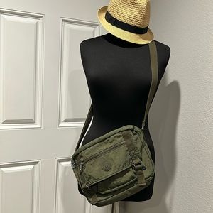 Kipling Crossbody